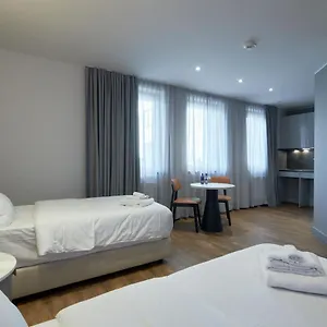 Aparthotel Fourty Three Luxury Serviced