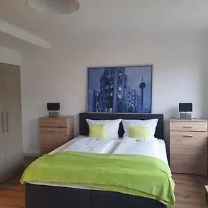Hotel Studiotel Loft Dusseldorf